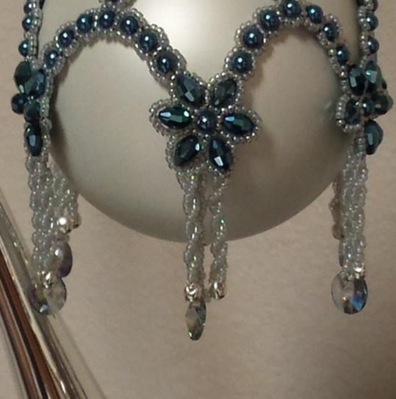 Beaded ornament cover - Picture 3 of 3